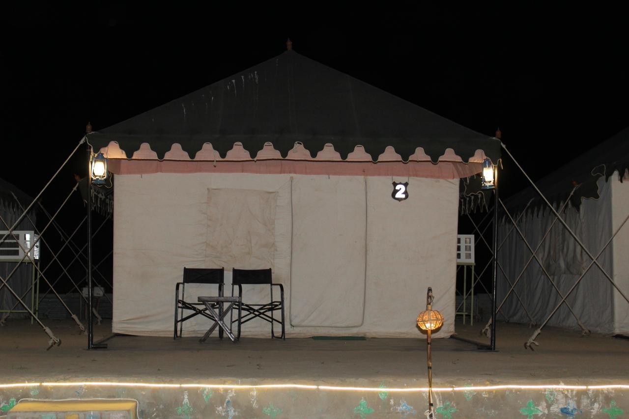 Hotel Nova Patgar Tents Bhuj Exterior foto